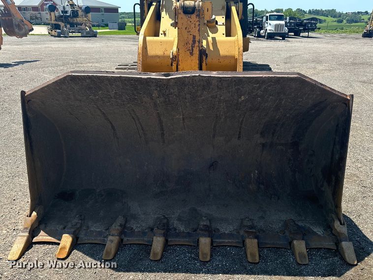 image for item EH4359 2002 Caterpillar 953C track loader