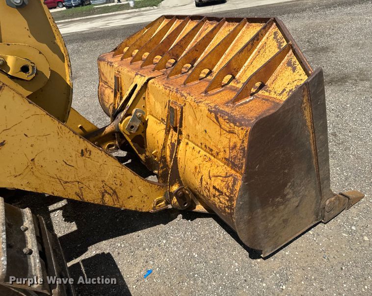 image for item EH4359 2002 Caterpillar 953C track loader