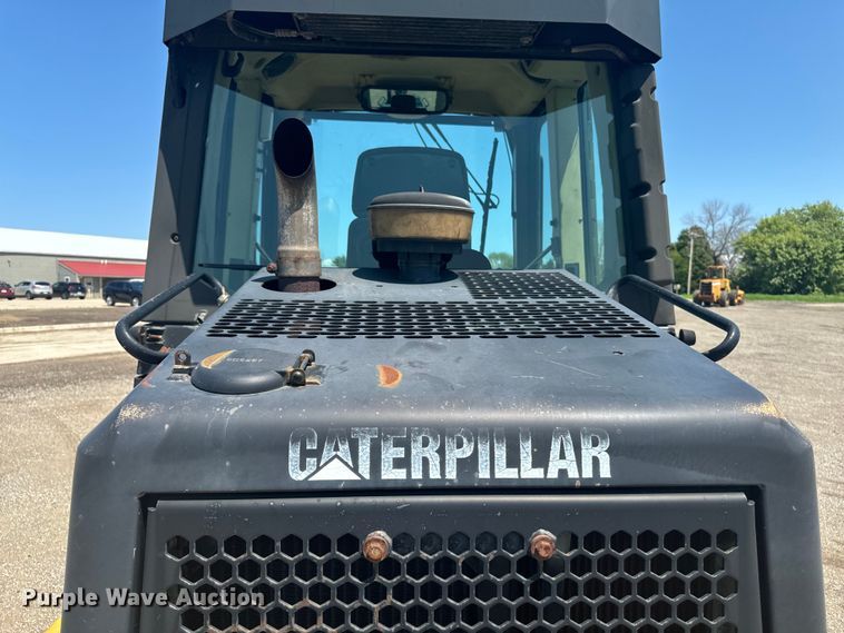 image for item EH4359 2002 Caterpillar 953C track loader