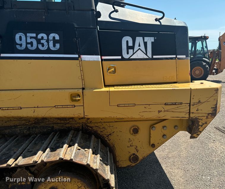 image for item EH4359 2002 Caterpillar 953C track loader