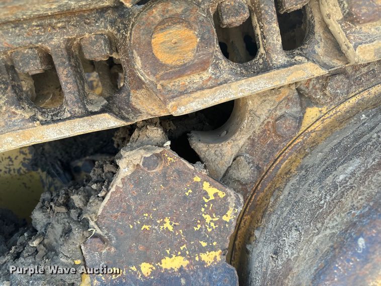 image for item EH4359 2002 Caterpillar 953C track loader