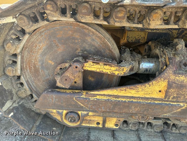 image for item EH4359 2002 Caterpillar 953C track loader