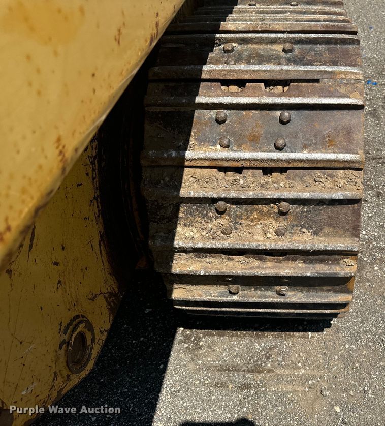 image for item EH4359 2002 Caterpillar 953C track loader