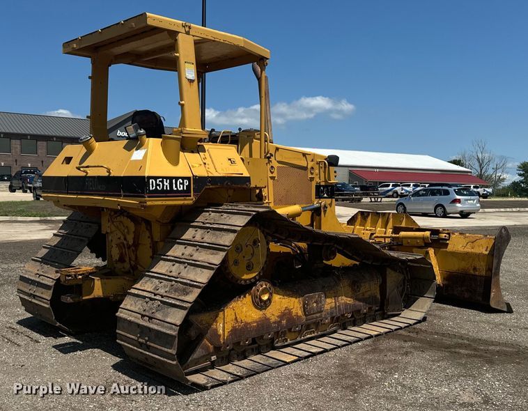 image for item EH4360 1993 Caterpillar  D5H dozer
