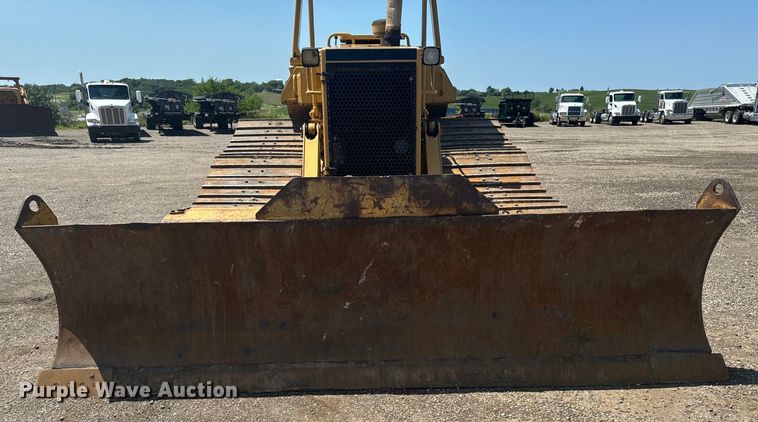image for item EH4360 1993 Caterpillar  D5H dozer