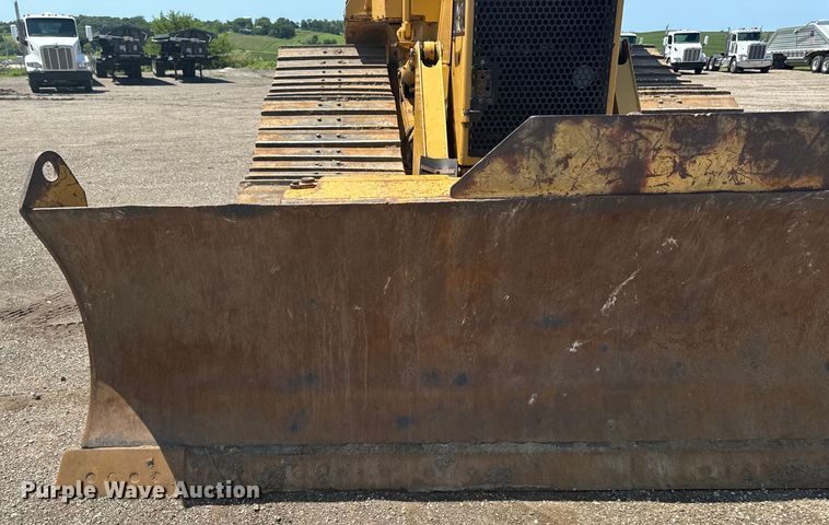 image for item EH4360 1993 Caterpillar  D5H dozer