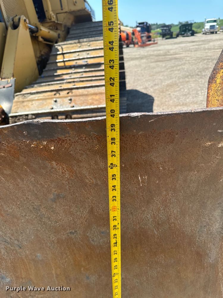 image for item EH4360 1993 Caterpillar  D5H dozer