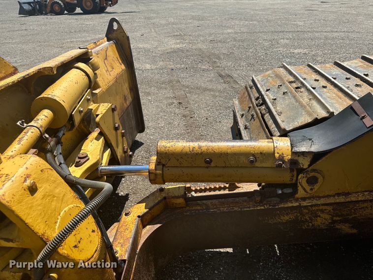 image for item EH4360 1993 Caterpillar  D5H dozer