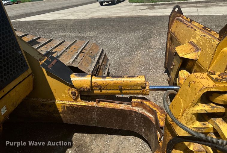 image for item EH4360 1993 Caterpillar  D5H dozer