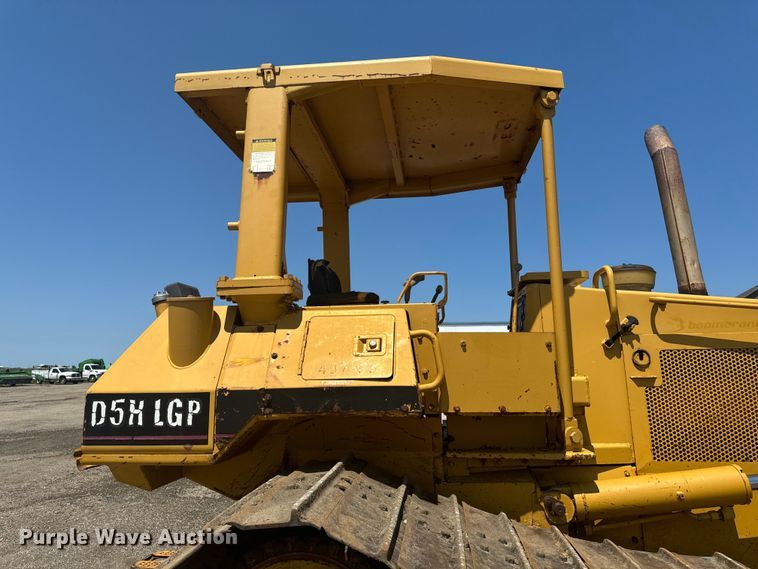 image for item EH4360 1993 Caterpillar  D5H dozer