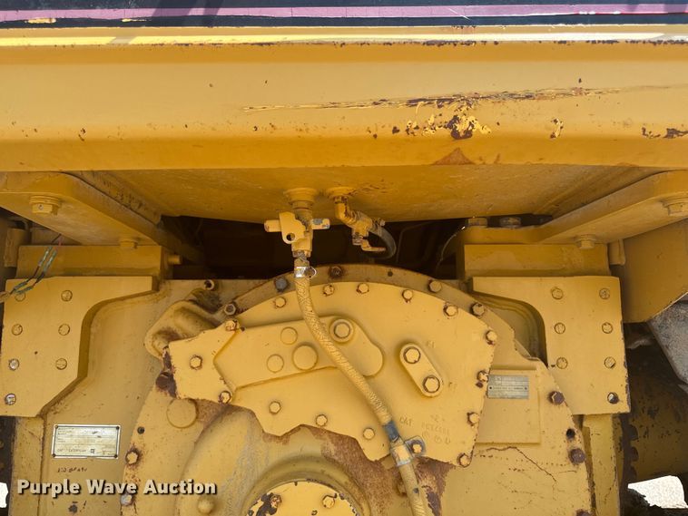 image for item EH4360 1993 Caterpillar  D5H dozer
