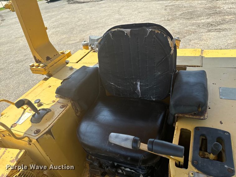 image for item EH4360 1993 Caterpillar  D5H dozer