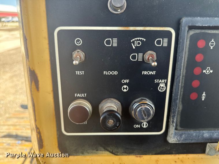 image for item EH4360 1993 Caterpillar  D5H dozer