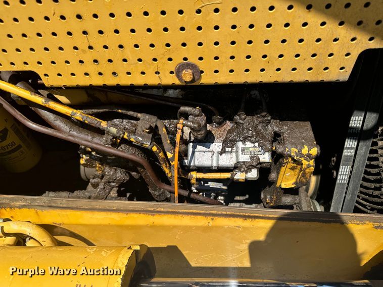 image for item EH4360 1993 Caterpillar  D5H dozer
