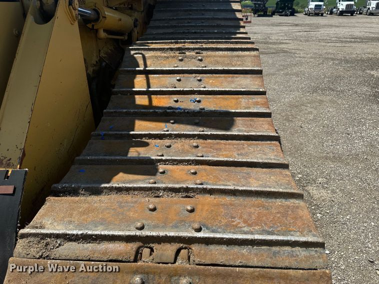 image for item EH4360 1993 Caterpillar  D5H dozer