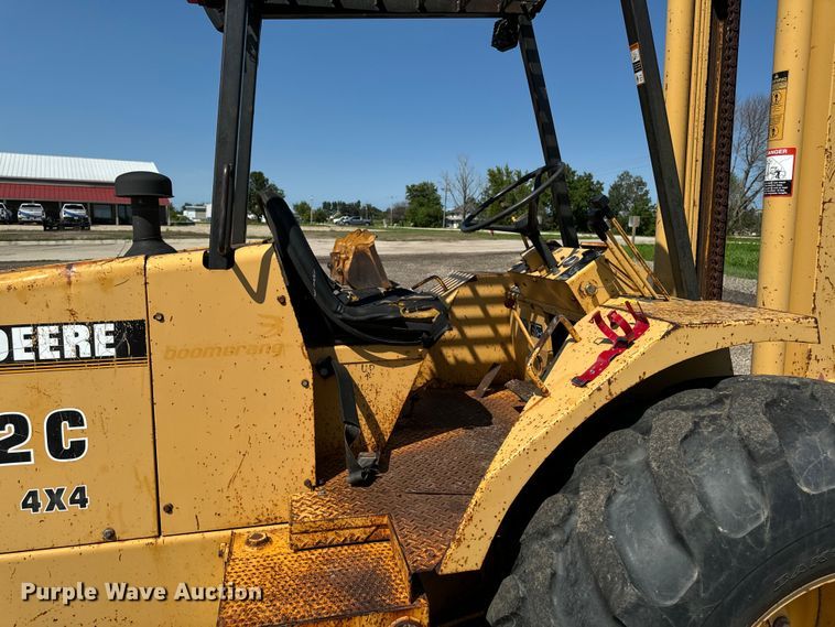 image for item EH4361 1996 John Deere 482C forklift