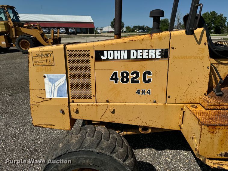 image for item EH4361 1996 John Deere 482C forklift