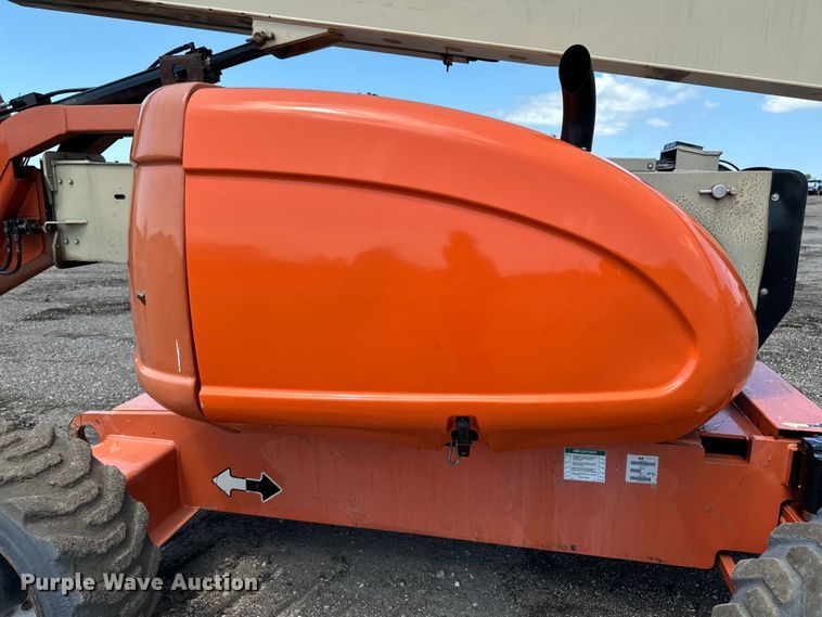image for item EH4362 2007 JLG 600AJ boom lift