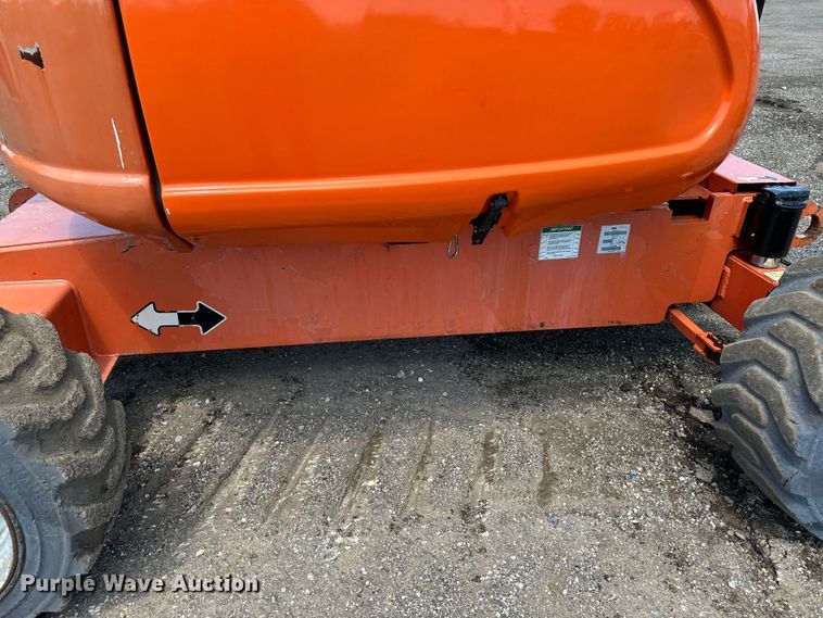 image for item EH4362 2007 JLG 600AJ boom lift