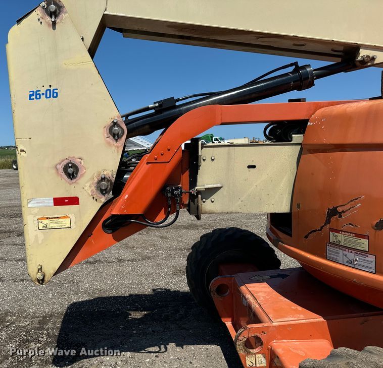 image for item EH4362 2007 JLG 600AJ boom lift