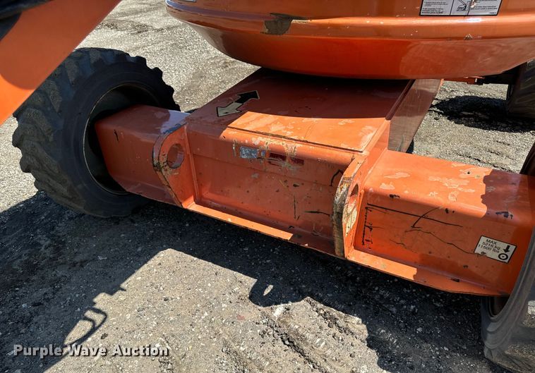 image for item EH4362 2007 JLG 600AJ boom lift