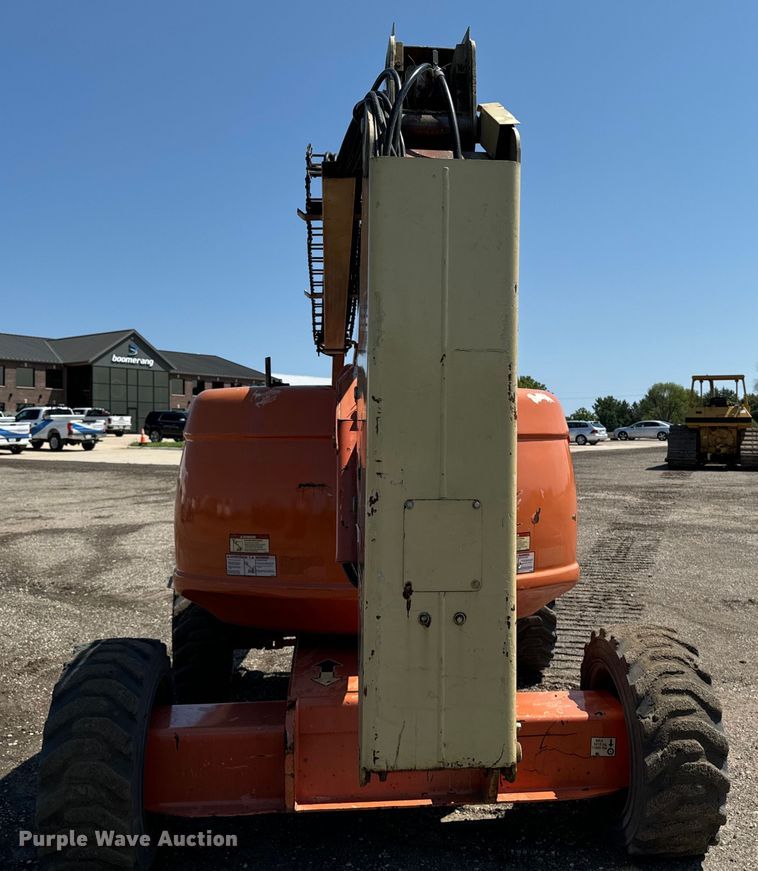 image for item EH4362 2007 JLG 600AJ boom lift