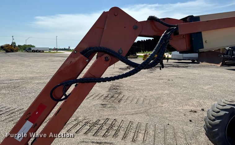 image for item EH4362 2007 JLG 600AJ boom lift