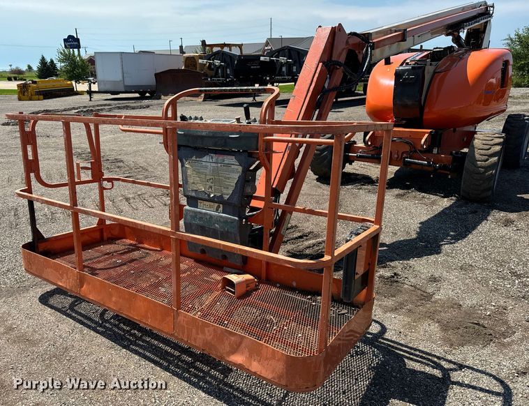 image for item EH4362 2007 JLG 600AJ boom lift