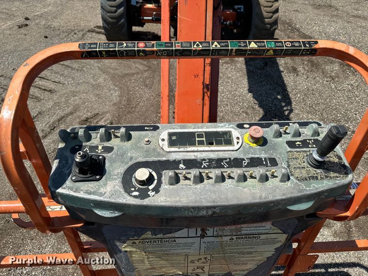 image for item EH4362 2007 JLG 600AJ boom lift