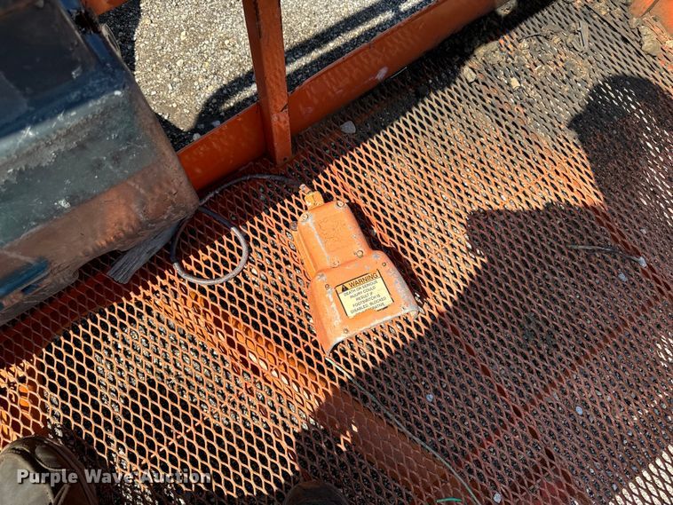 image for item EH4362 2007 JLG 600AJ boom lift