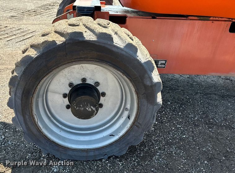image for item EH4362 2007 JLG 600AJ boom lift