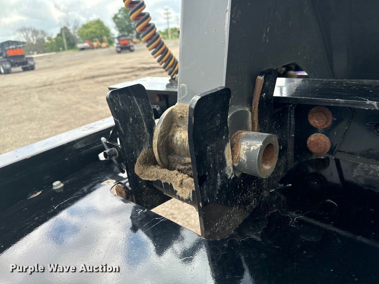 image for item EH4363 2022 Side Dump Industries DS39BAH1R2R11 side dump trailer