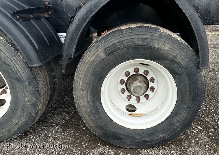 image for item EH4363 2022 Side Dump Industries DS39BAH1R2R11 side dump trailer