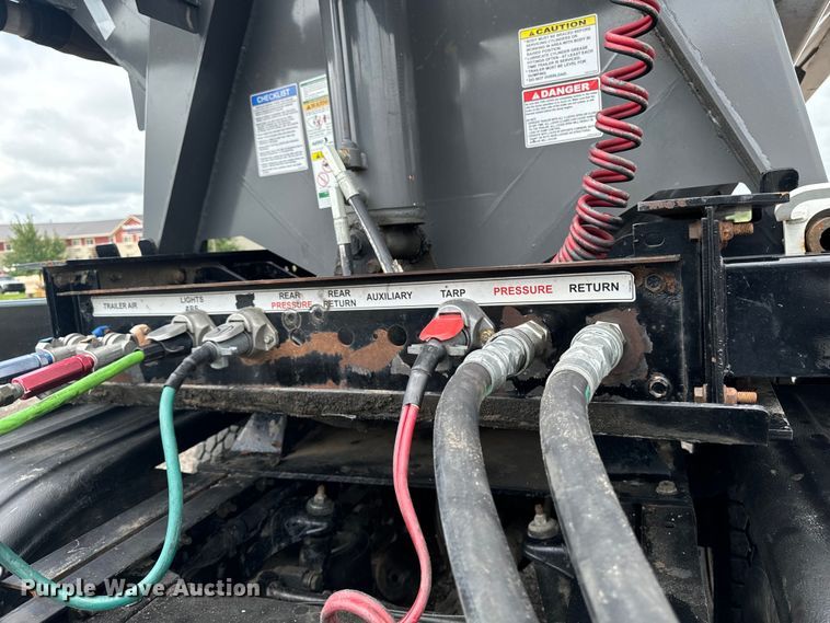 image for item EH4364 2022 Side Dump Industries DS47CAR3R2T11 side dump trailer