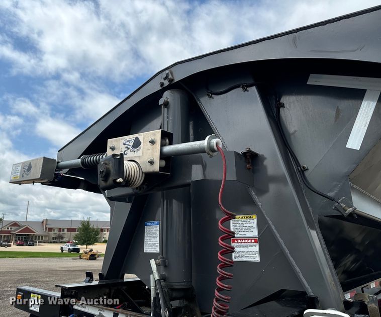 image for item EH4364 2022 Side Dump Industries DS47CAR3R2T11 side dump trailer