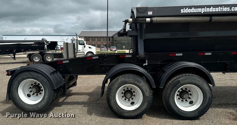 image for item EH4364 2022 Side Dump Industries DS47CAR3R2T11 side dump trailer