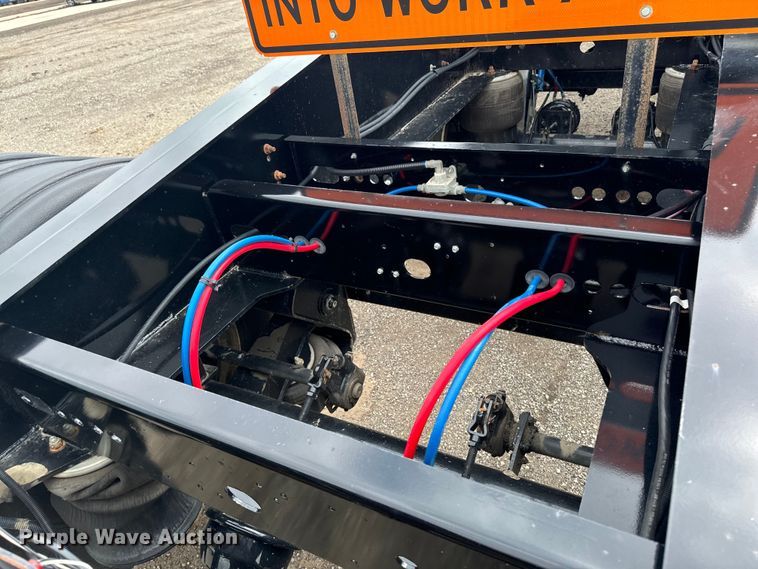 image for item EH4364 2022 Side Dump Industries DS47CAR3R2T11 side dump trailer