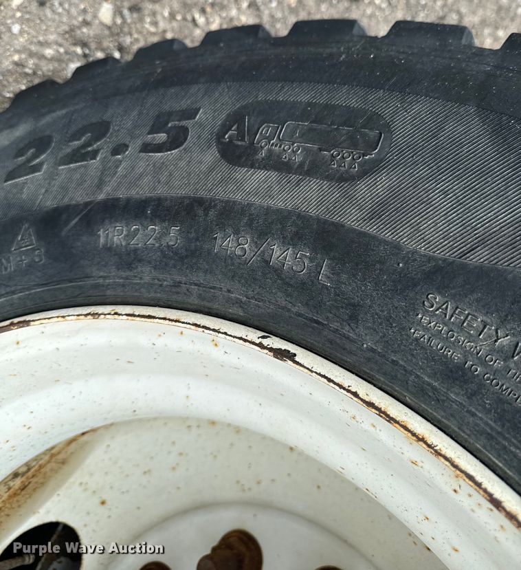 image for item EH4364 2022 Side Dump Industries DS47CAR3R2T11 side dump trailer