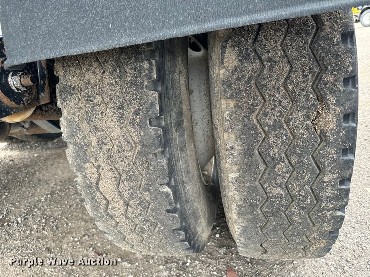 image for item EH4364 2022 Side Dump Industries DS47CAR3R2T11 side dump trailer