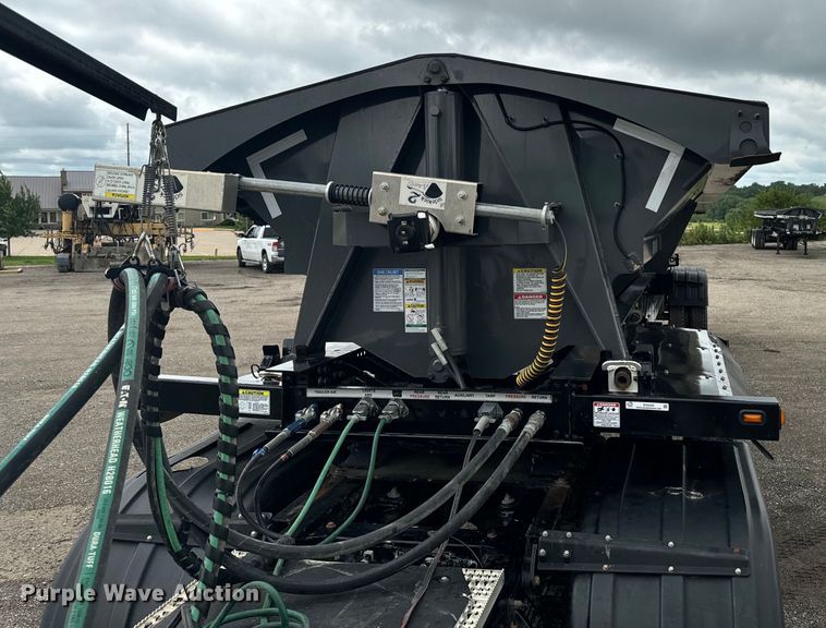 image for item EH4365 2022 Side Dump Industries DS39BAH1R2R11 side dump trailer