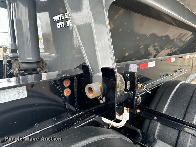 image for item EH4365 2022 Side Dump Industries DS39BAH1R2R11 side dump trailer