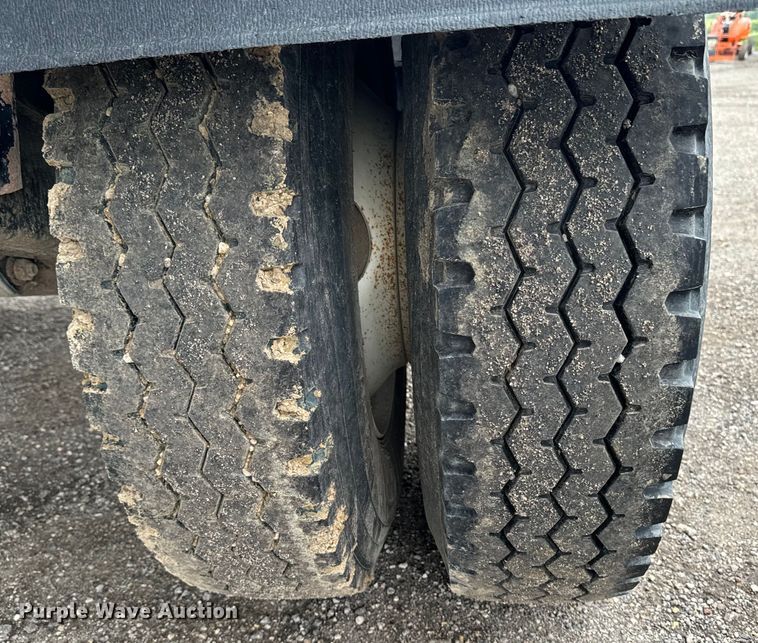 image for item EH4365 2022 Side Dump Industries DS39BAH1R2R11 side dump trailer