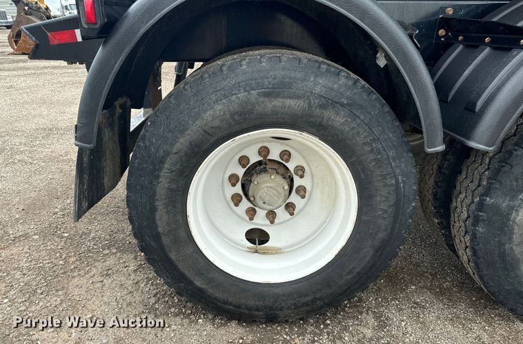 image for item EH4365 2022 Side Dump Industries DS39BAH1R2R11 side dump trailer