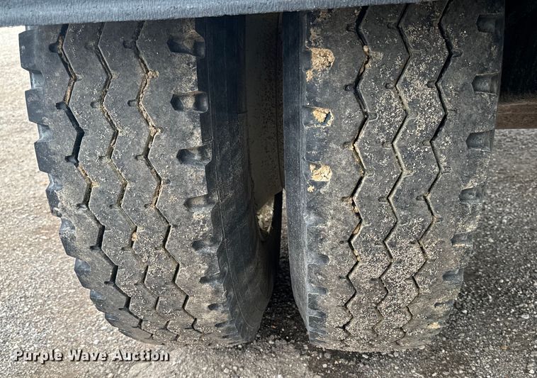 image for item EH4365 2022 Side Dump Industries DS39BAH1R2R11 side dump trailer