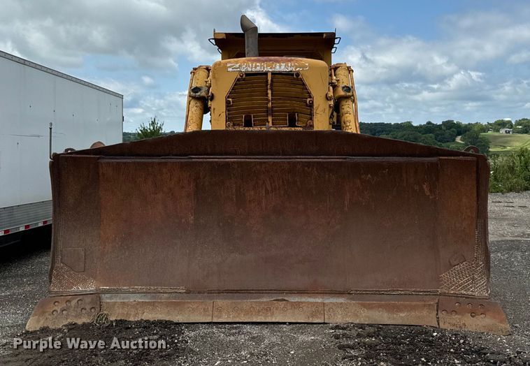 image for item EH4366 1973 Caterpillar D9G dozer