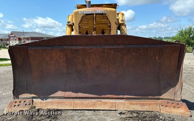 image for item EH4366 1973 Caterpillar D9G dozer