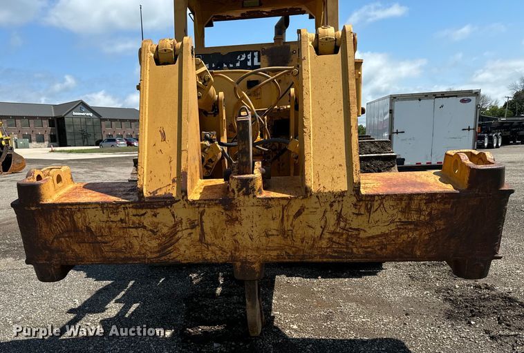 image for item EH4366 1973 Caterpillar D9G dozer