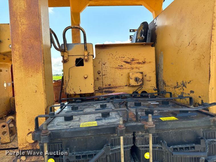 image for item EH4366 1973 Caterpillar D9G dozer