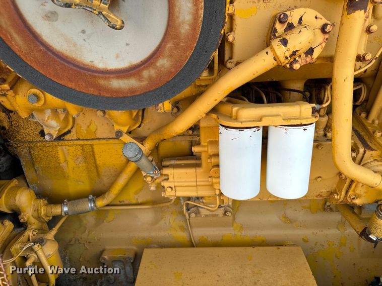 image for item EH4366 1973 Caterpillar D9G dozer