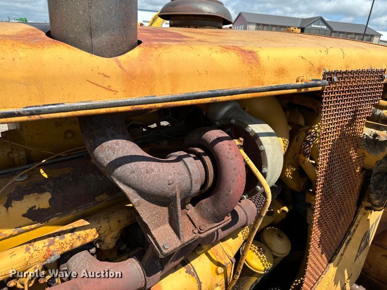 image for item EH4366 1973 Caterpillar D9G dozer